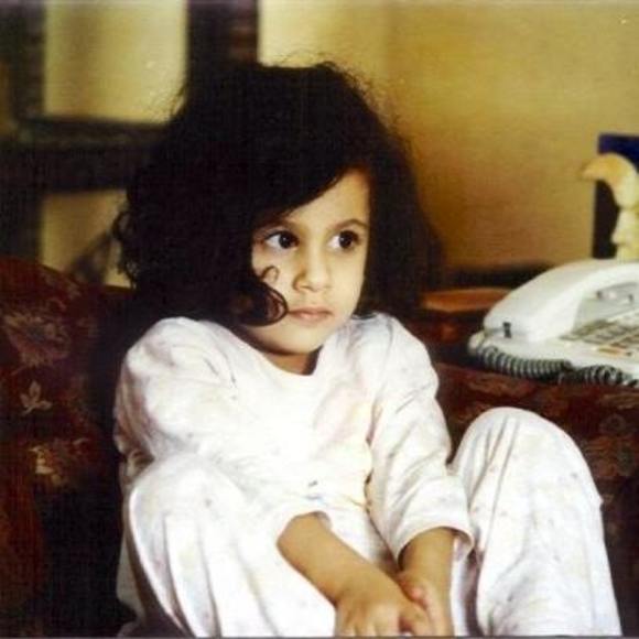 Meet your Posher, Reem - Picture 1 of 1